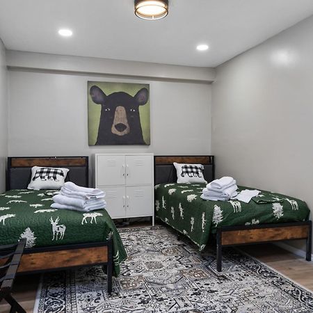 Spacious Cabin Near Hocking Hills And Caves With Hot Tub And Firepit Laurelville Exterior photo
