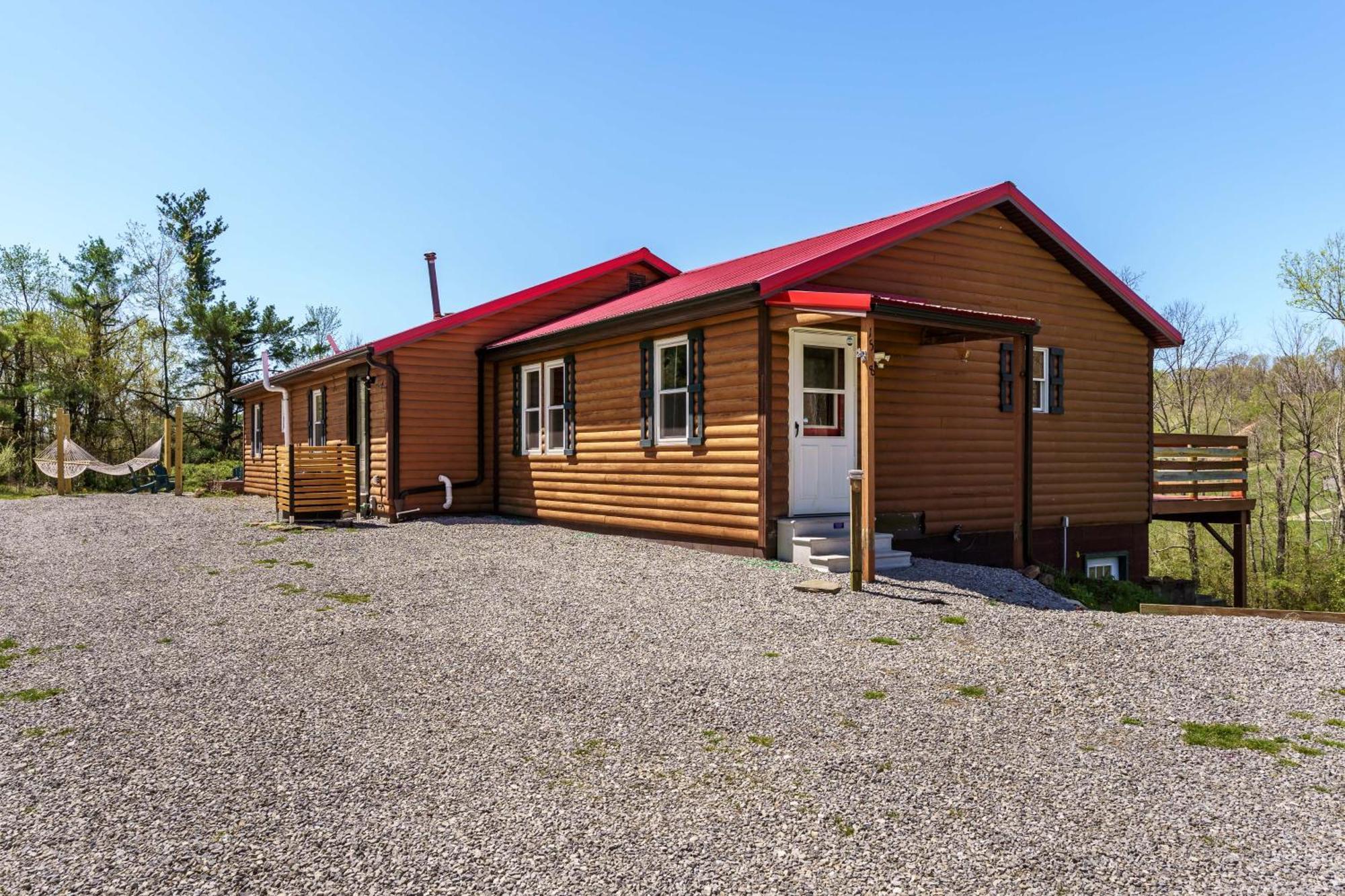Spacious Cabin Near Hocking Hills And Caves With Hot Tub And Firepit Laurelville Exterior photo